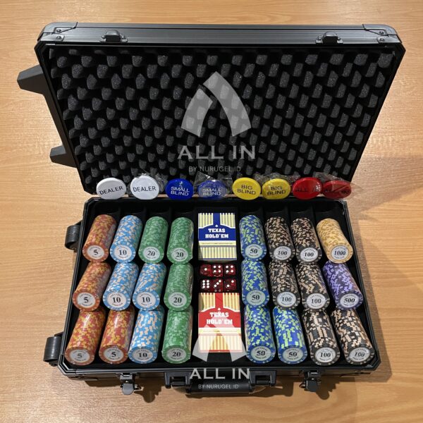 Premium Heavy Duty Clay Poker Set 600 coin with suitcase