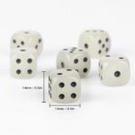 Dadu Glow In The Dark Dice Die Resin 14mm x 14mm x 14mm