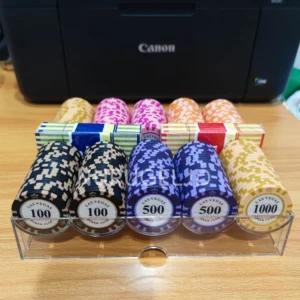 Texas Holdem Poker Set 200 pcs Clay Coin