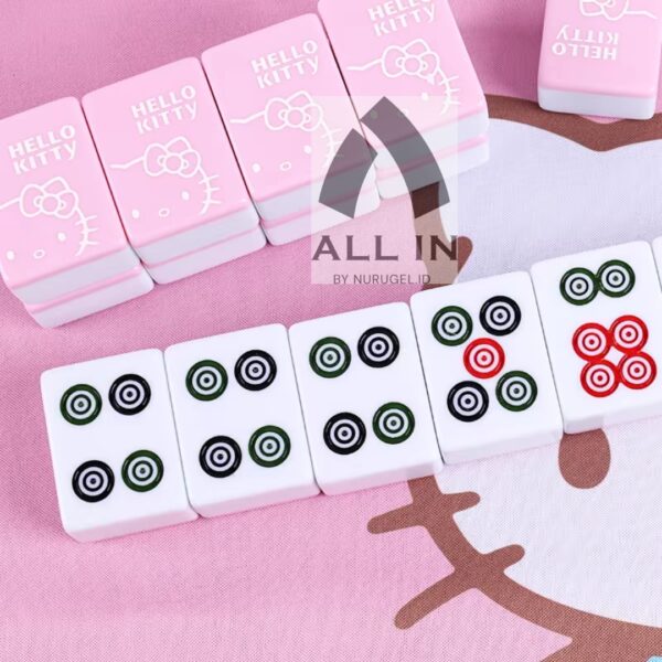 Hello Kitty Mahjong 麻将 Complete Set Premium Quality